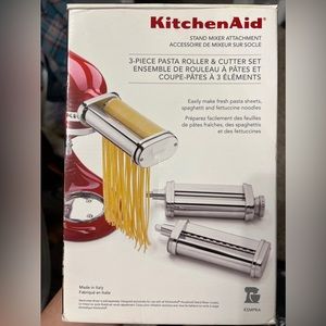 Kitchen Aid pasta roller and cutter attachment